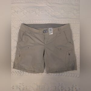 Columbia Women's Light Tan Cargo Shorts